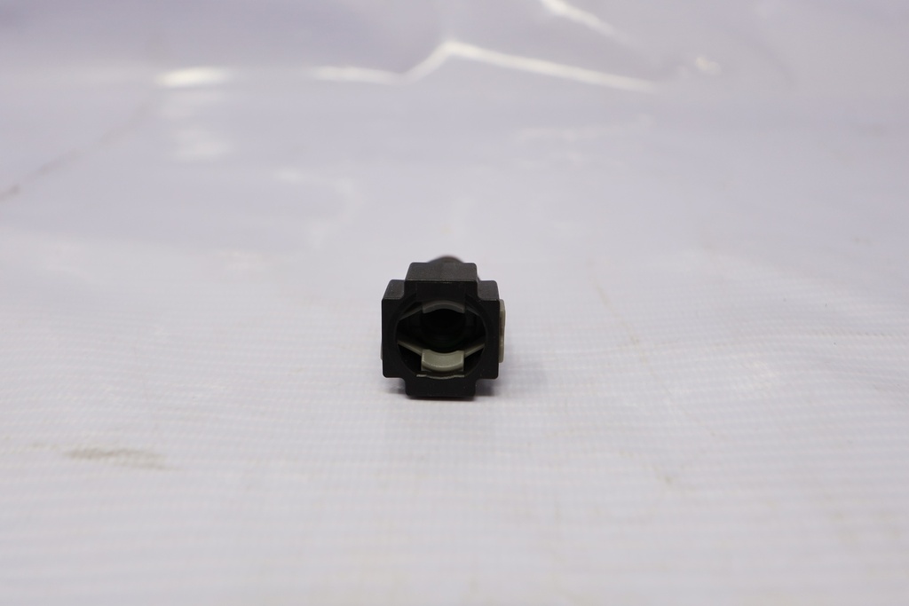 Conector de mangera para inyectores