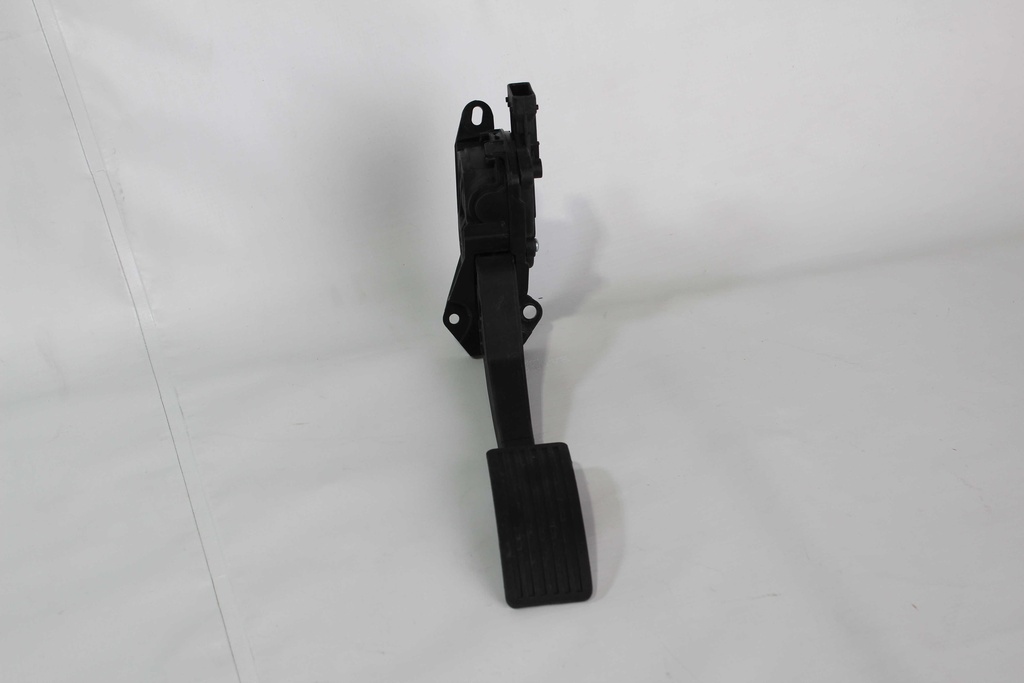 Pedal acelerador electrónico
